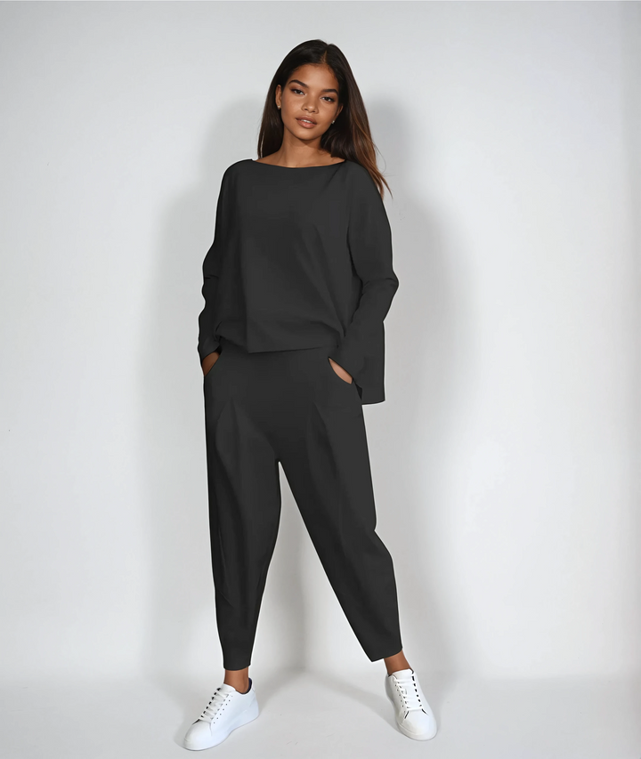 Krystal – Effortless Two-Piece Set for Modern, All-Day Elegance