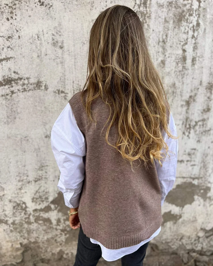 Cleo - Effortless Layering Vest for Everyday Chic