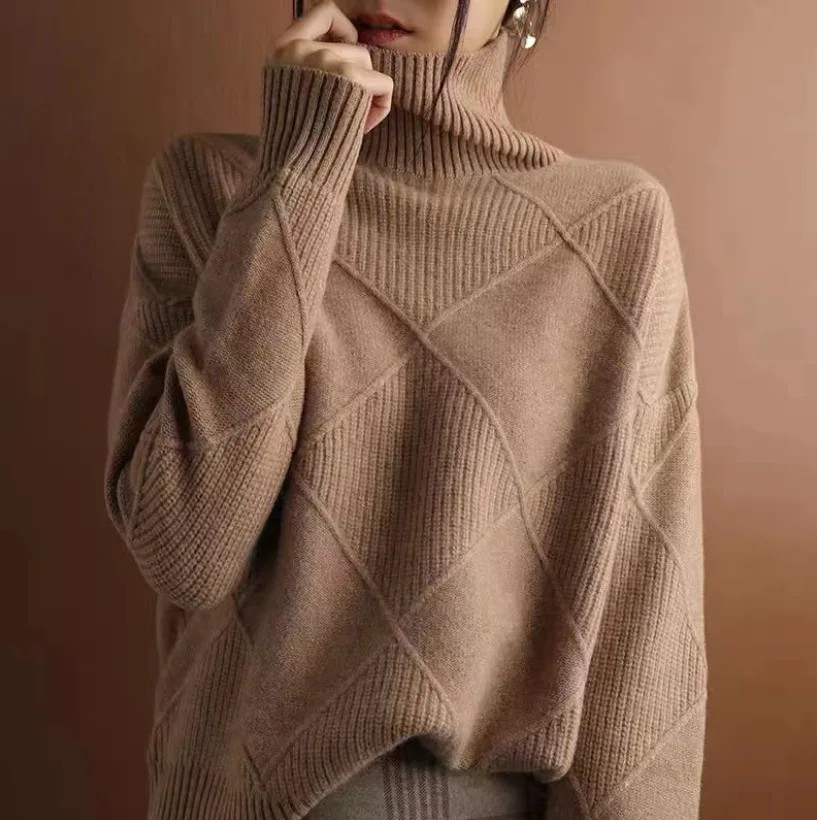 Denise - Textured Turtleneck Sweater for Effortless Warmth