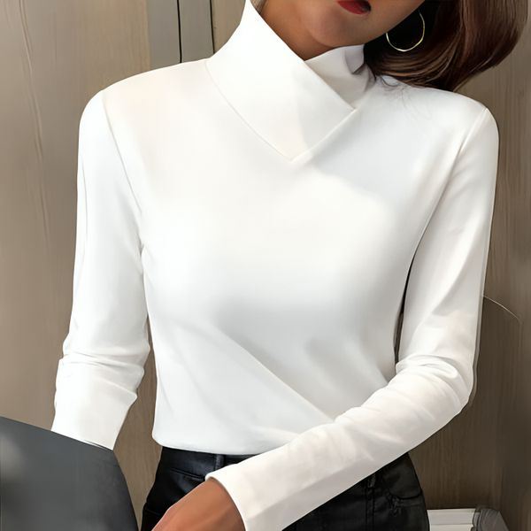 Blake – Everyday Elegance Turtleneck Top
