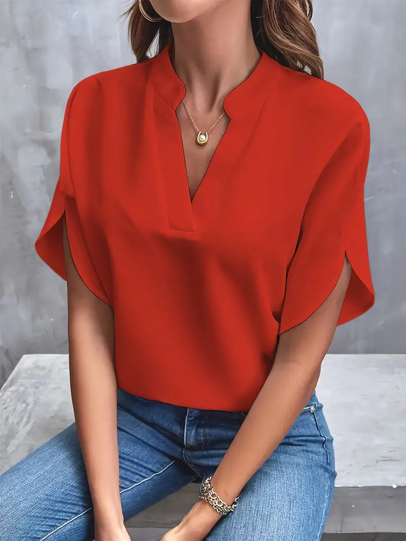 Anika - Lightweight Blouse for Effortless Sophistication