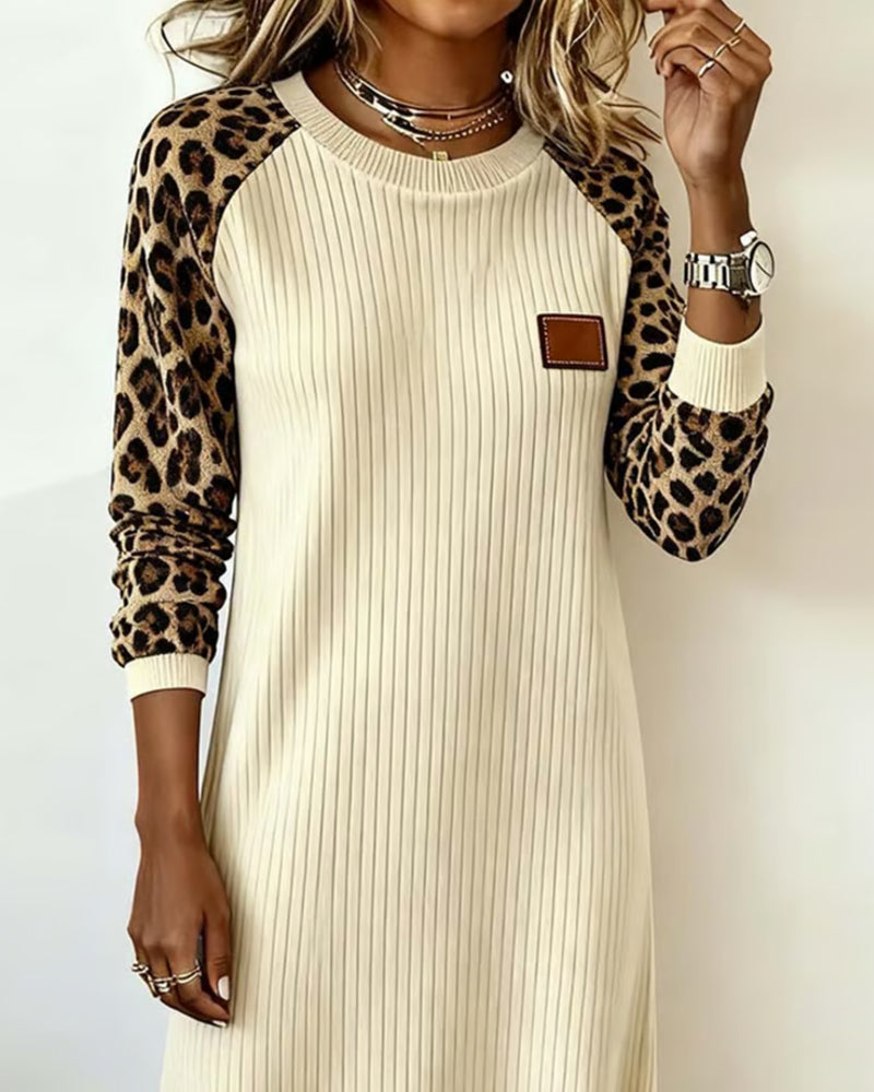 Angela – Ribbed Midi Dress with Bold Leopard Sleeves