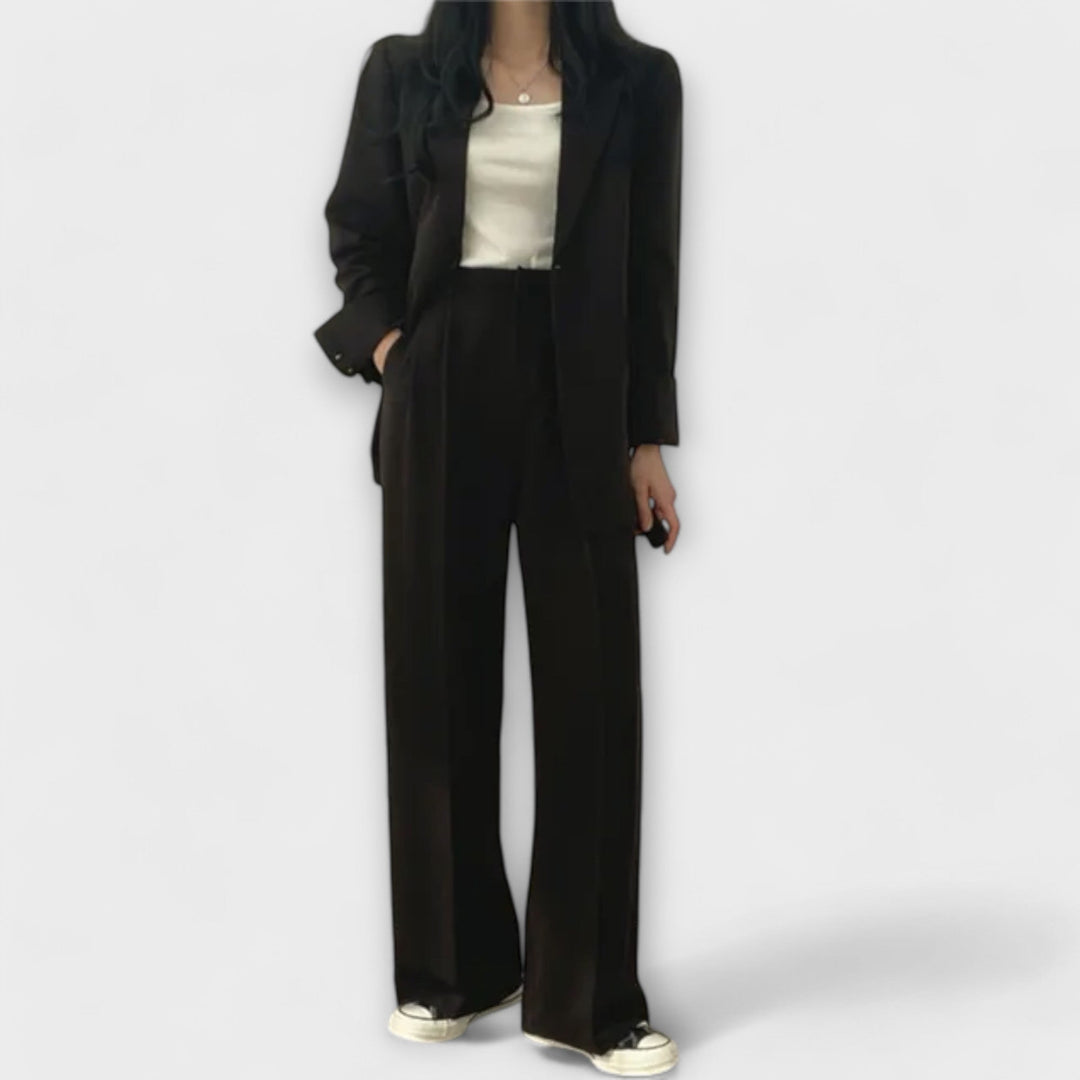 Leila - Effortless Power Set for Modern Grace