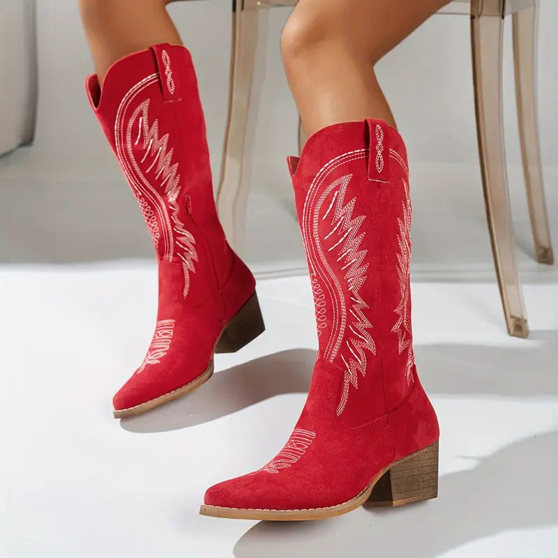 Mia – Embroidered Western Boots for Confident, Timeless Style