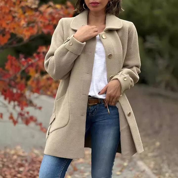 Erin – A Polished Classic Coat for Cozy Moments