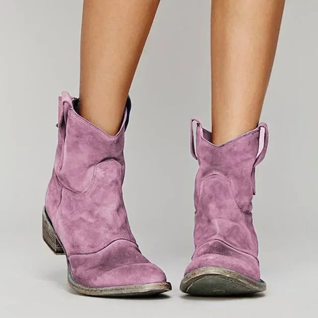 Camellia - Timeless Western Boots for Effortless Everyday Style