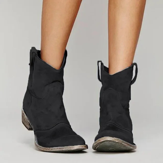 Camellia - Timeless Western Boots for Effortless Everyday Style