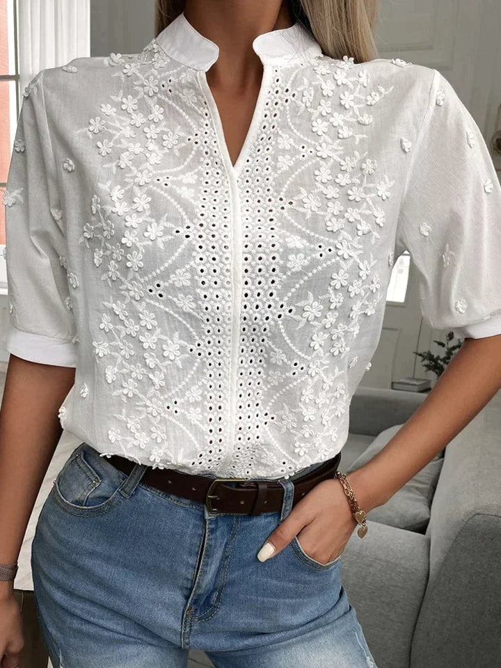 Leah - Embroidered Blouse for Timeless Elegance