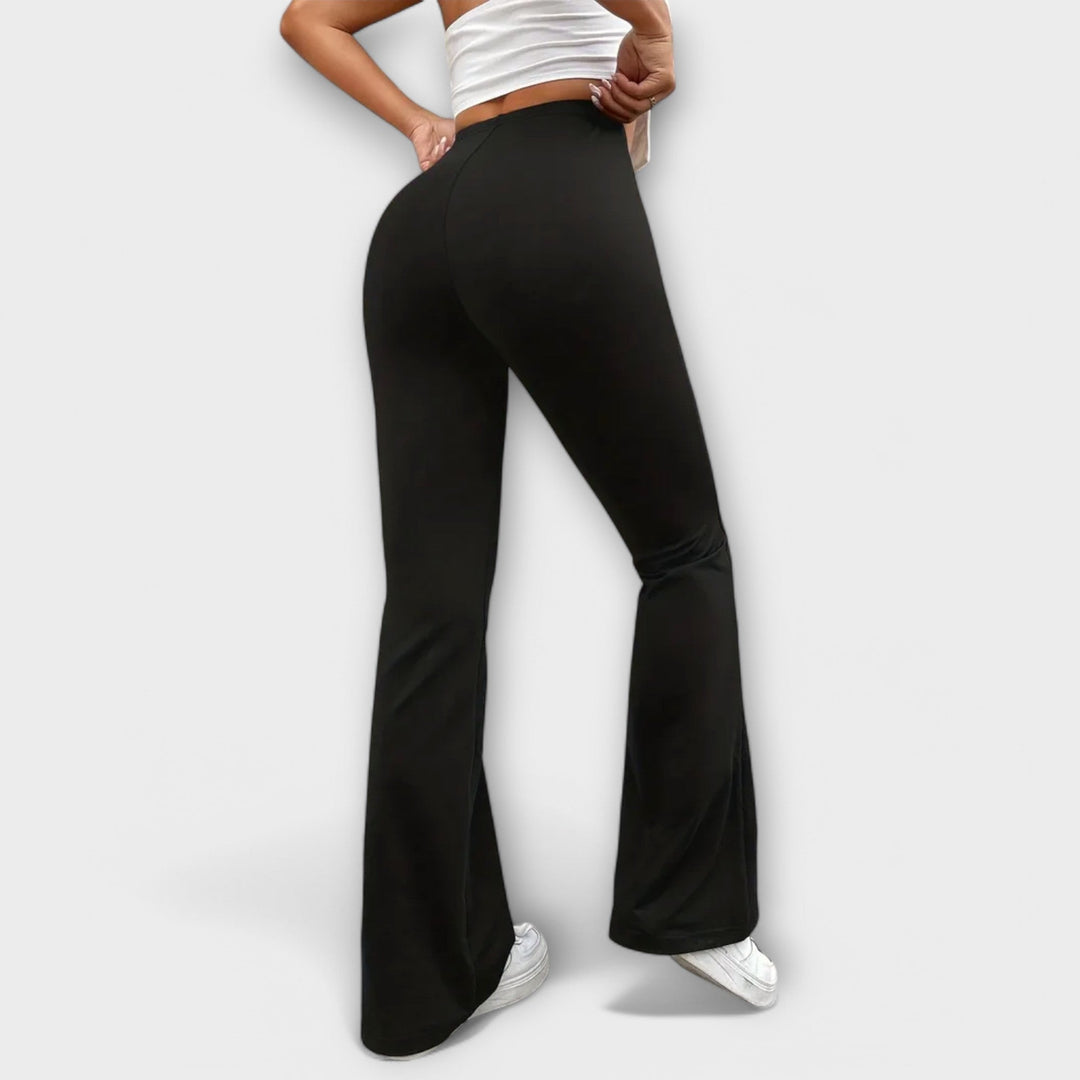 Chloe - Flared Pants for Effortless Modern Style