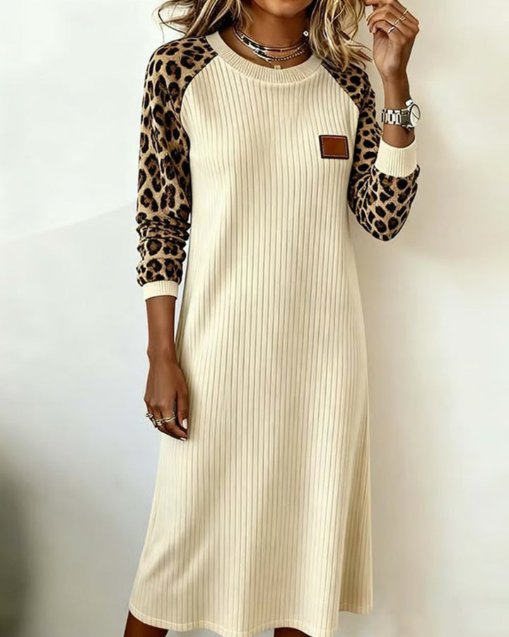 Angela – Ribbed Midi Dress with Bold Leopard Sleeves