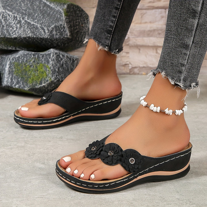 Alia - Effortless Comfort Orthopedic Sandals for Everyday Freedom