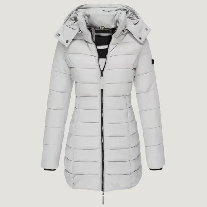 Laurence – Chic Comfort for Cold Days in the Noelle Coat