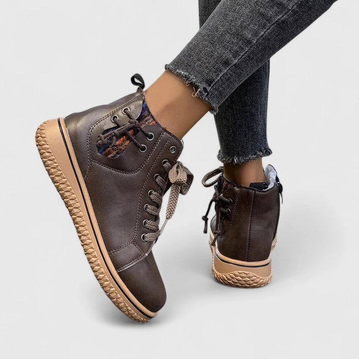 Nyrah - Effortless Comfort Orthopedic Boots for Everyday Ease