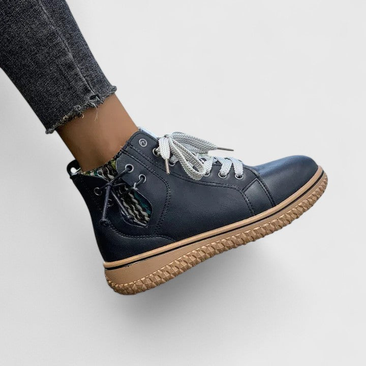 Nyrah - Effortless Comfort Orthopedic Boots for Everyday Ease