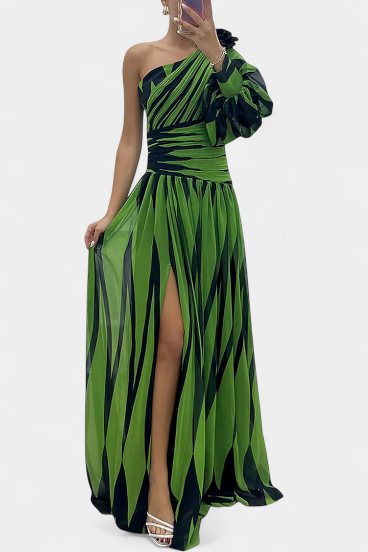 Grace – Sophisticated Maxi Dress for Bold Elegance