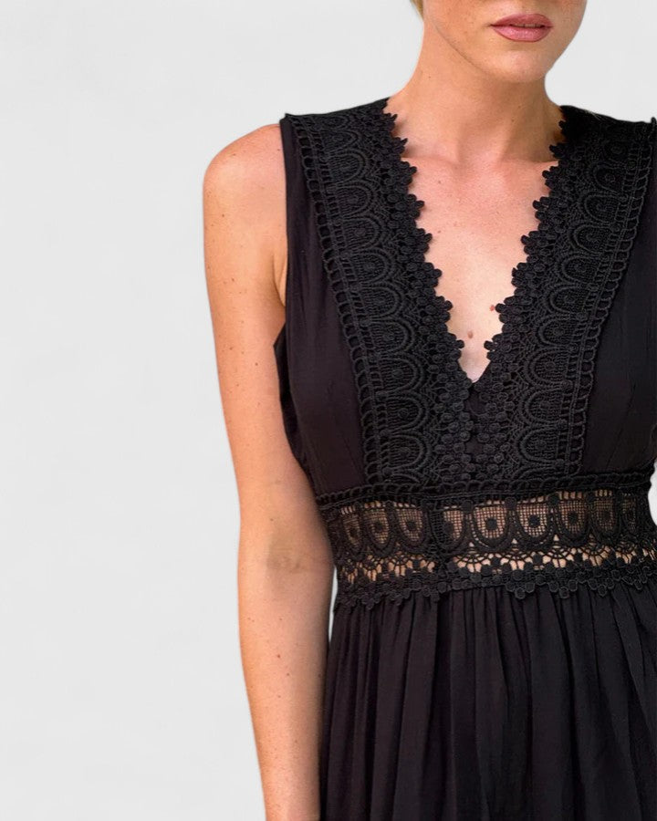 Clara – Elegant Midi Dress for Effortless Feminine Grace