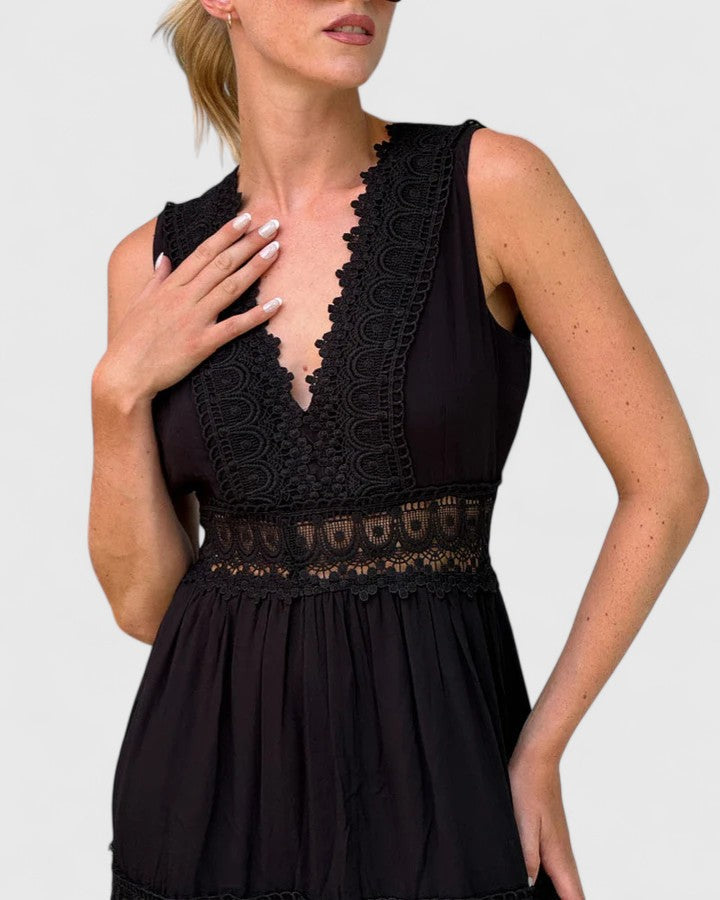 Clara – Elegant Midi Dress for Effortless Feminine Grace