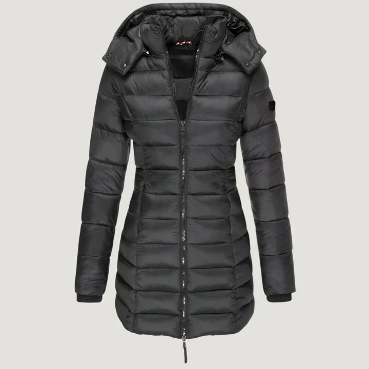 Laurence – Chic Comfort for Cold Days in the Noelle Coat